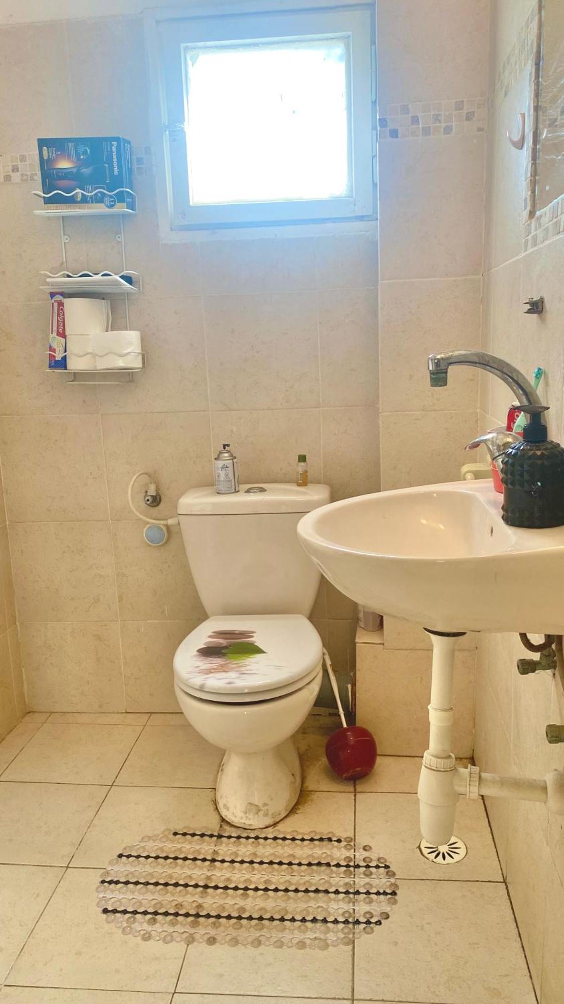 דירה יפיפיה! מיקום מעולה! אוניברסיטת בן גוריון, סורוקה, שוק, פארק! Apartamento Beersheba Exterior foto